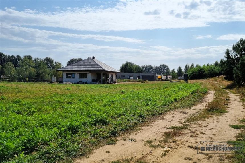 Działka budowlana blisko jeziora i plaży. miniaturka 9