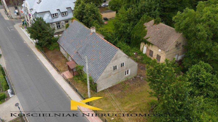 Ładny, Zadbany Dom WolnostojĄcy Z DuŻĄ DziaŁkĄ Oraz Budynkiem Gosp. Na PrzedmieŚCiach Zielonej GÓry. miniaturka 12