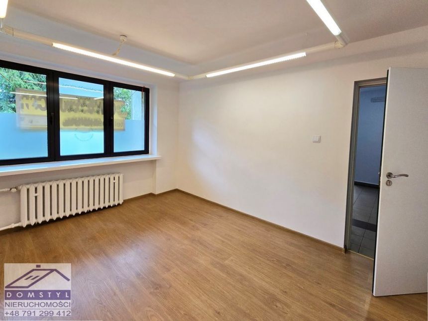 Oferta wynajmu lokalu 14m2 w Zawierciu miniaturka 2