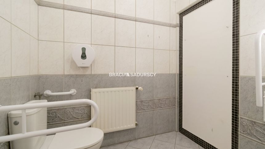 Atrakcyjny lokal w pobliżu Ronda Mogilskiego miniaturka 28