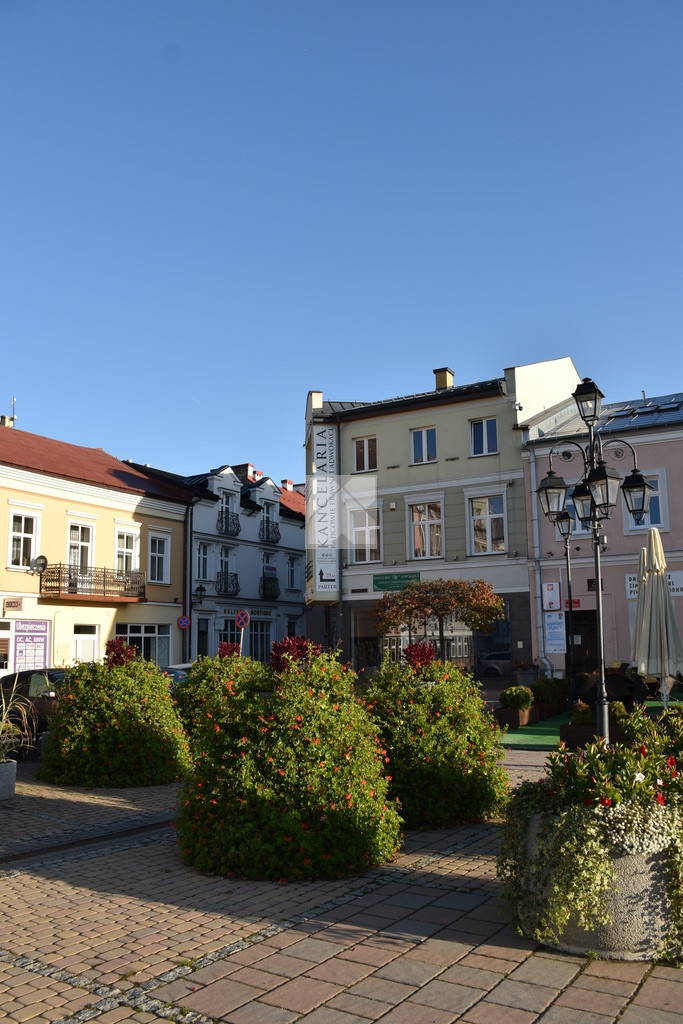 Kamienica w centrum Sanockiego Rynku ul.Cerkiewna miniaturka 3