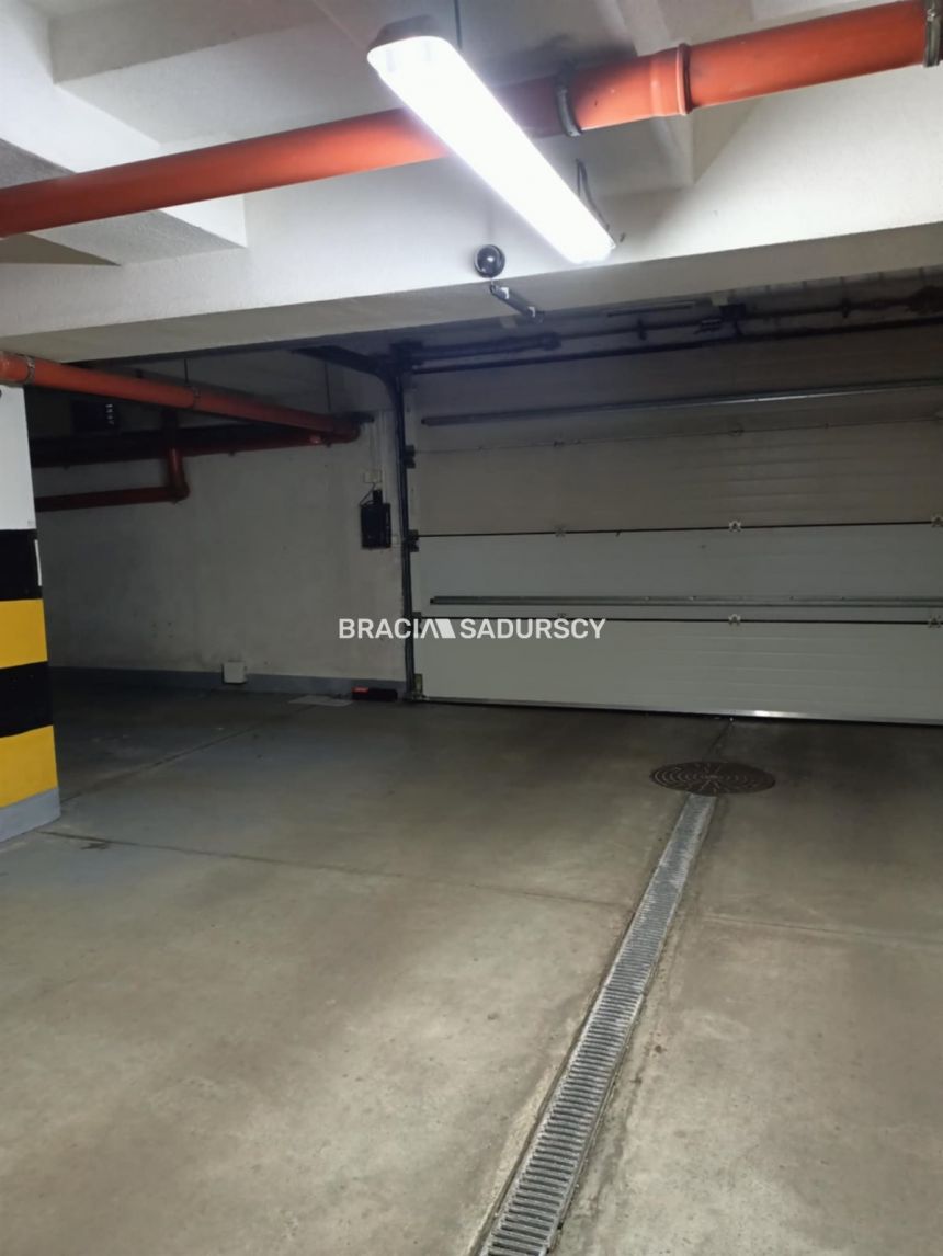 Miejsce postojowe w garażu podziemnym ul. Obozowa miniaturka 2