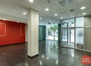 Doskonała lokalizacja, witryna, wejście z ulicy miniaturka 1