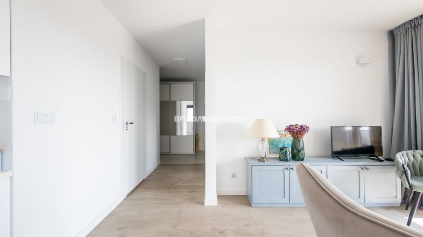 Al. 29 listopada | 2 pok. | duży balkon | nowe miniaturka 16
