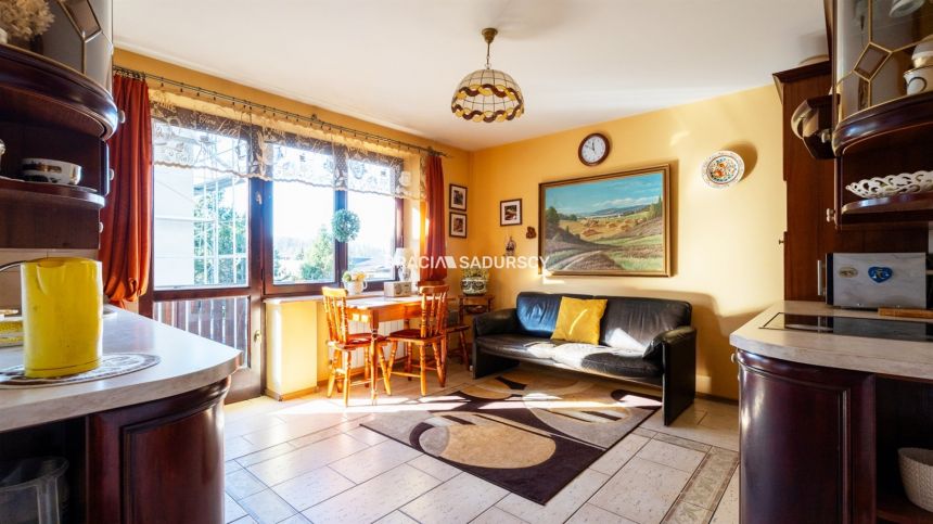 Duży dom z garażem. Wieliczka. Na wyłączność. miniaturka 17