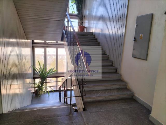 Praga Północ : magazyn 13,19 m2 miniaturka 3