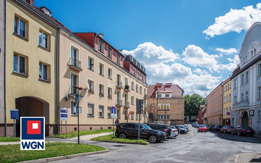 Bolesławiec, 349 000 zł, 60.8 m2, z balkonem - zdjęcie 1