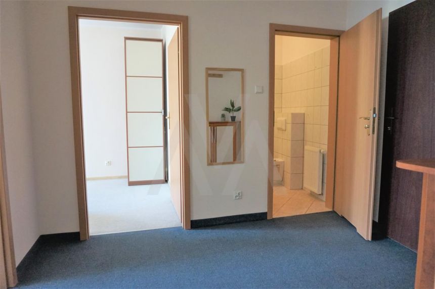 2 pokoje + balkon + hala garażowa miniaturka 9