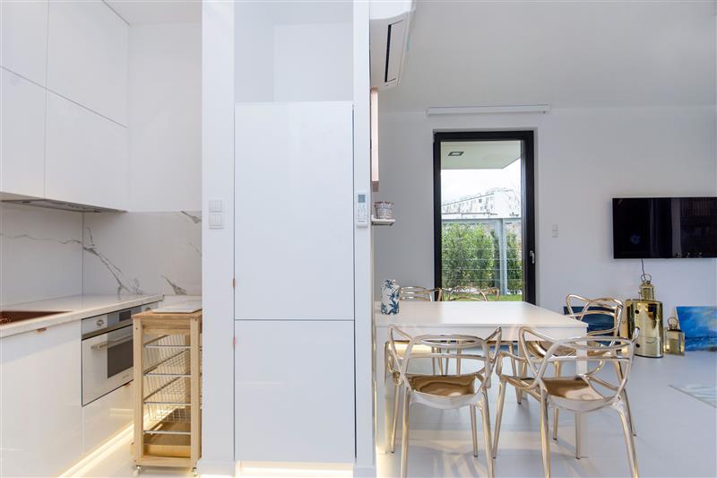 Posiadamy na WYNAJEM bardzo komfortowy apartament, miniaturka 15