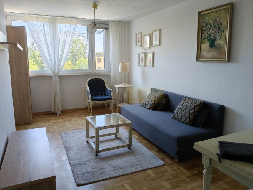 2 pokoje z garderobą po remoncie miniaturka 4