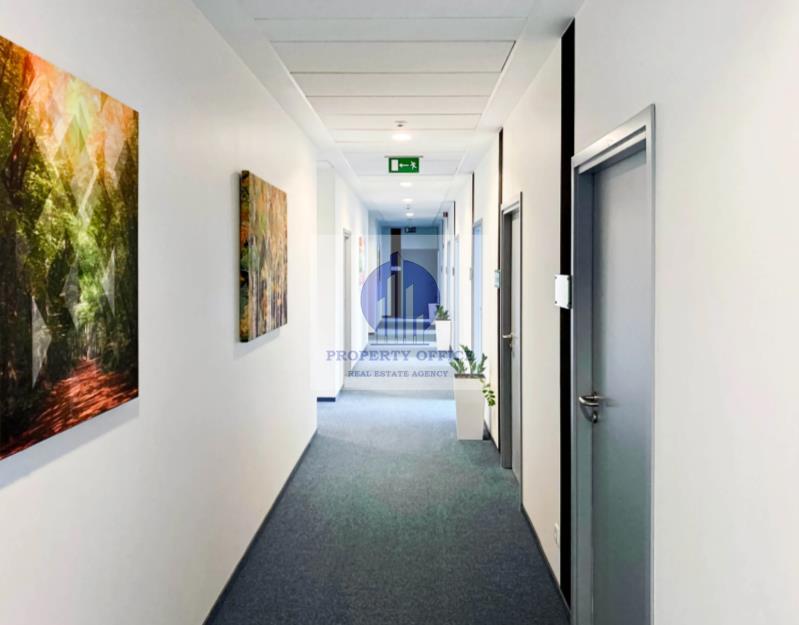 Wilanów: umeblowane biuro miniaturka 3