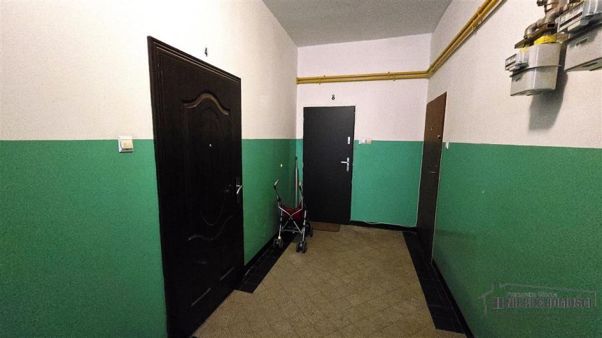 2 pokojowe mieszkanie na I piętrze w centrum miast miniaturka 12