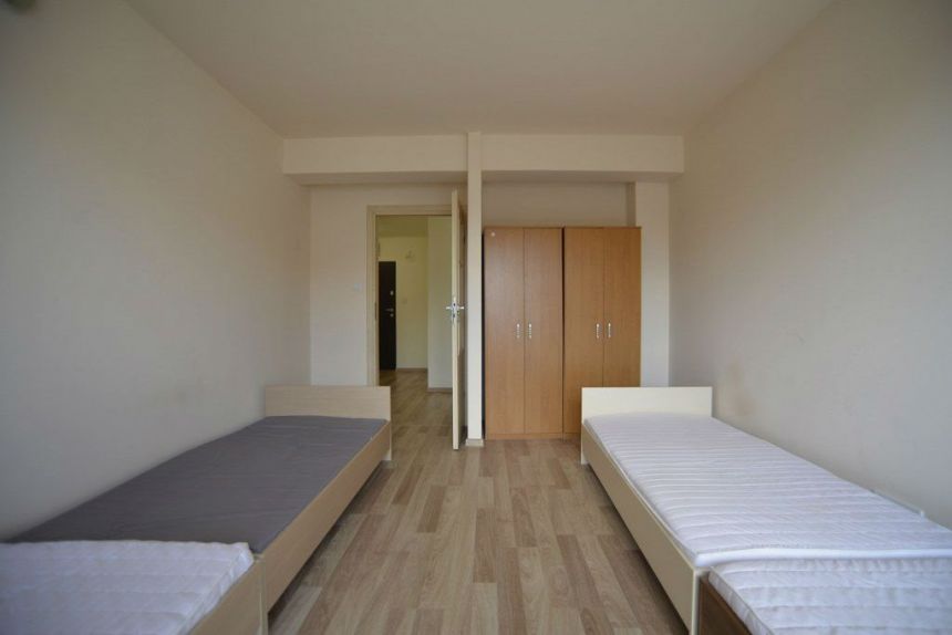 Mieszkanie dla firm 100 m2, 3 pokoje, Szydłowek miniaturka 4