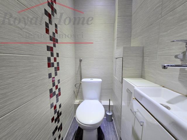 Przestronne, b. ładne 4 pok z balkonem w Oławie. miniaturka 10