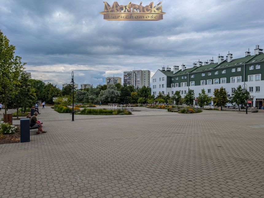 Komfortowe 2 pokoje z garażem przy metro Stokłosy miniaturka 8