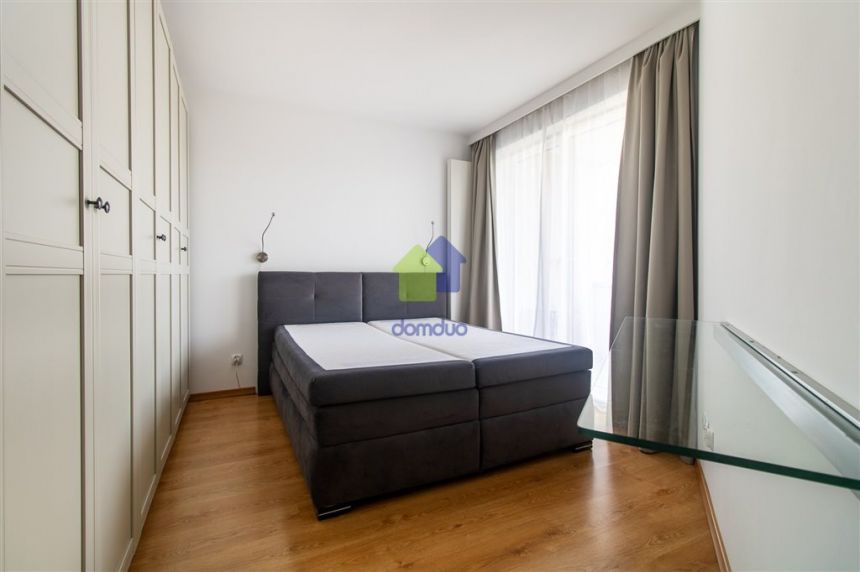 ul.Ostatnia/apartament/msc.postojowe/2 komórki lok miniaturka 14