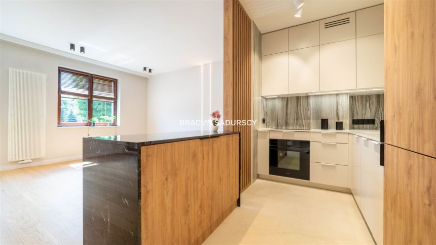 Wola Justowska apartament z miejscem postojowym miniaturka 20