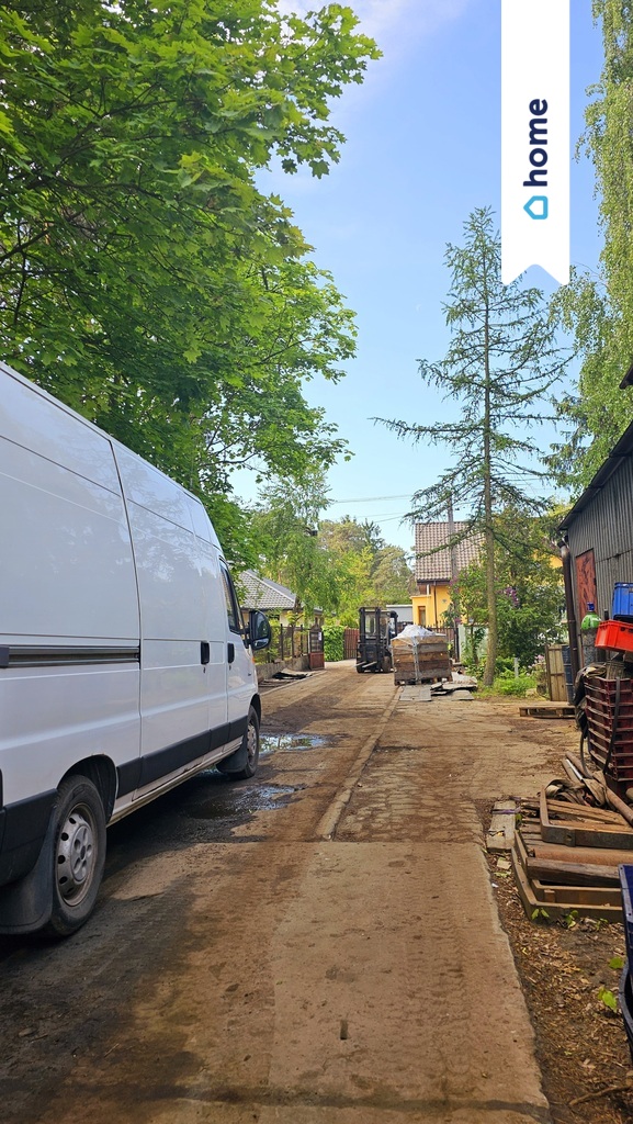 Michelin - działka budowlana zabudowana halami miniaturka 3