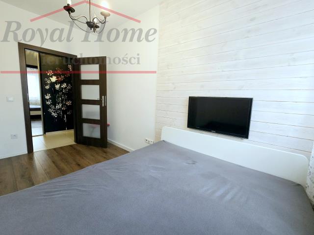 Przestronne, ładne 3 pok z tarasem w Centrum. miniaturka 4