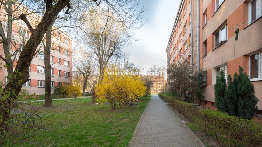 GUSTOWNA KAWALERKA W SUPER LOKALIZACJI miniaturka 15