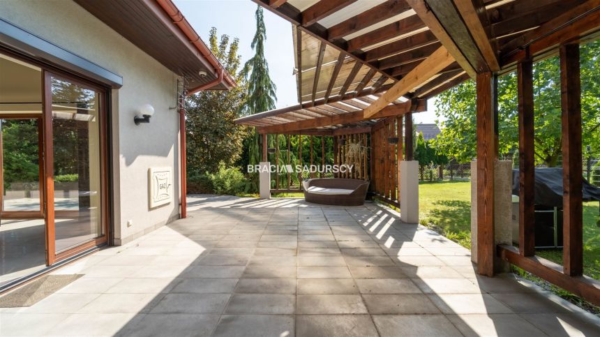 Rezydencja 420m2, 28 arów, 8 pokoji miniaturka 10