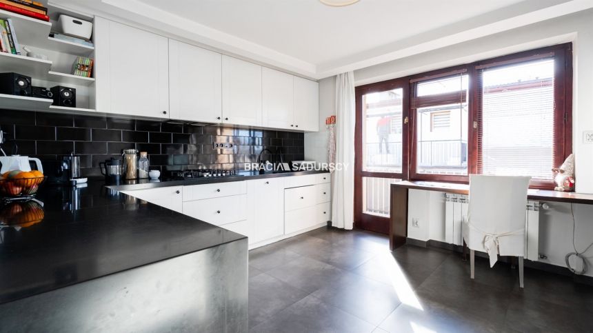 Duży dom z garażem. Wieliczka. Na wyłączność. miniaturka 7