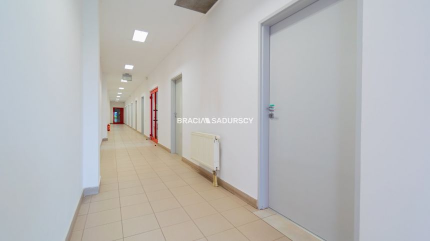 Lokal 31m2 | Biurowiec Wieliczka| Parking w cenie! miniaturka 6