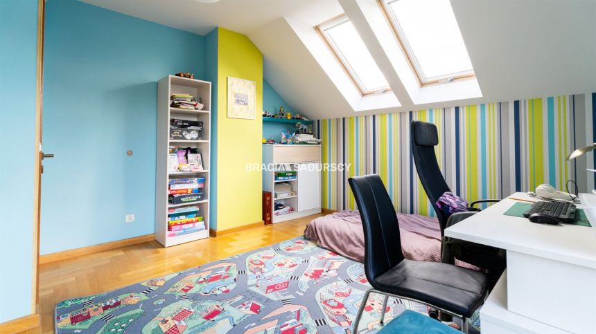 Centrum, Pychowice, zielona okolica, dom 7 pokoi miniaturka 39