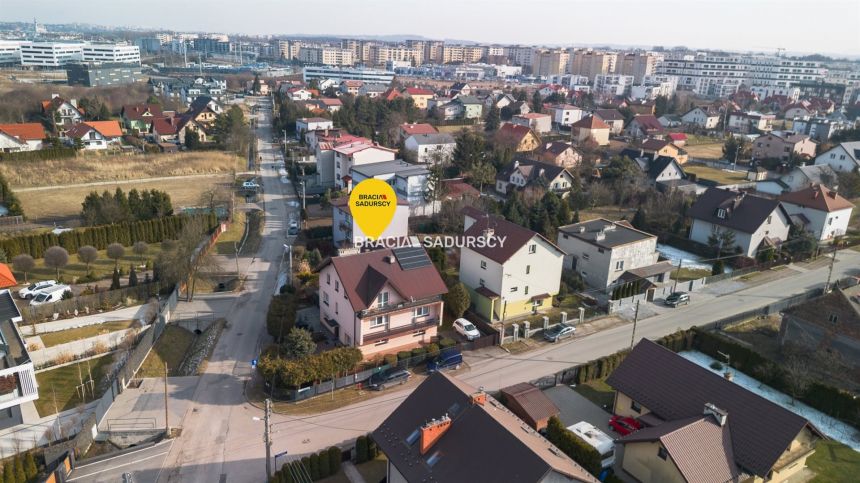 Duże mieszkanie, balkon, ogród,  blisko tramwaj miniaturka 9