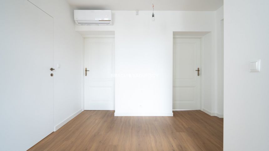 os. oficerskie, 250m2, wysoki standard miniaturka 14