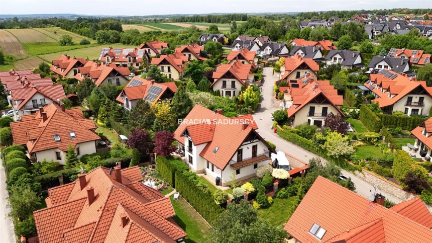 ZADBANY,WYSOKI STANDARD DOM OK 230 M2 miniaturka 37
