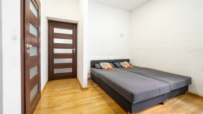 Lokal | możliwość przekształcenia | Stare miasto miniaturka 5