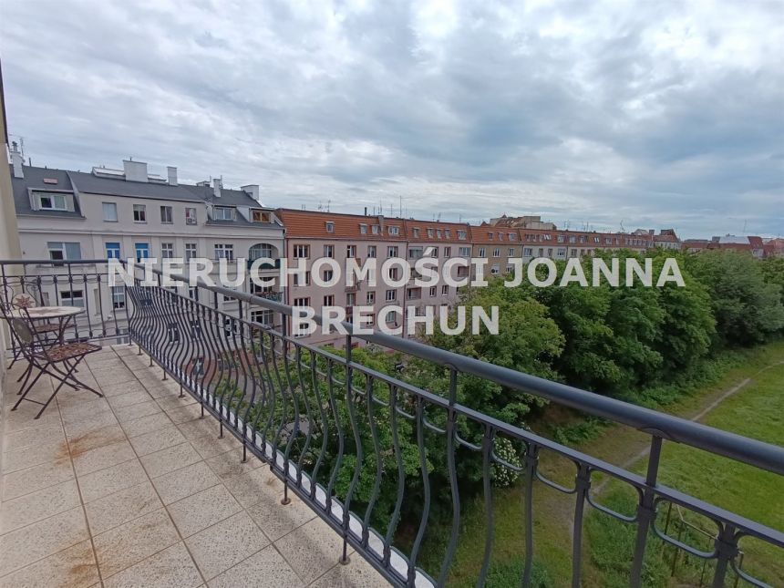 ul. Gliniana / miejsce postojowe miniaturka 23