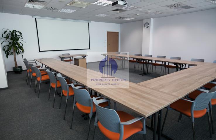 Wola: sala konferencyjna 33-55 osób miniaturka 3