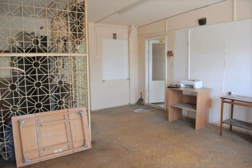 Lokal 3 pomieszczenie, KSM około 43,7 m2 miniaturka 3