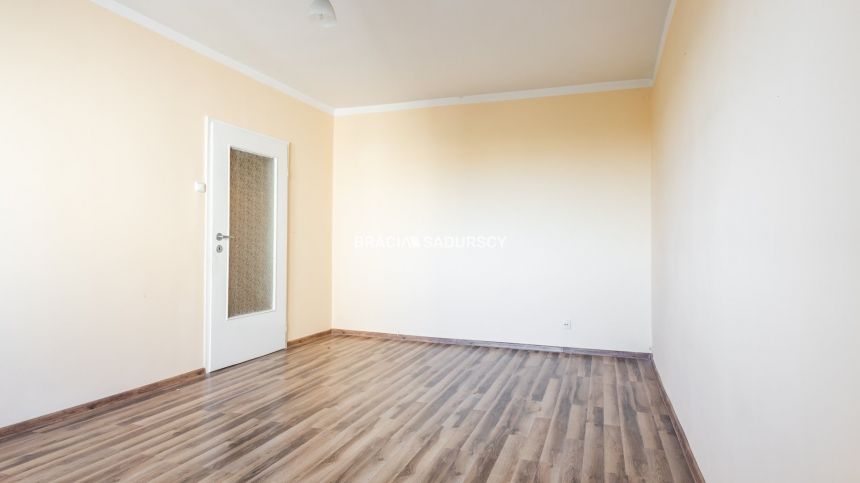 2-pok mieszkanie os Kombatantów/2niezal pokoje miniaturka 2
