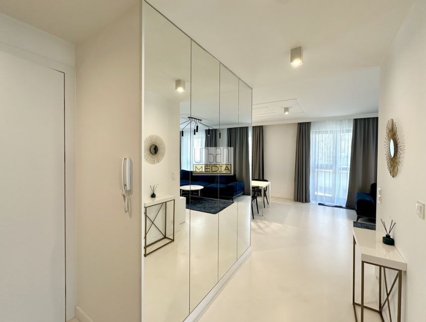 Apartament z tarasem przy Metro Płocka miniaturka 5