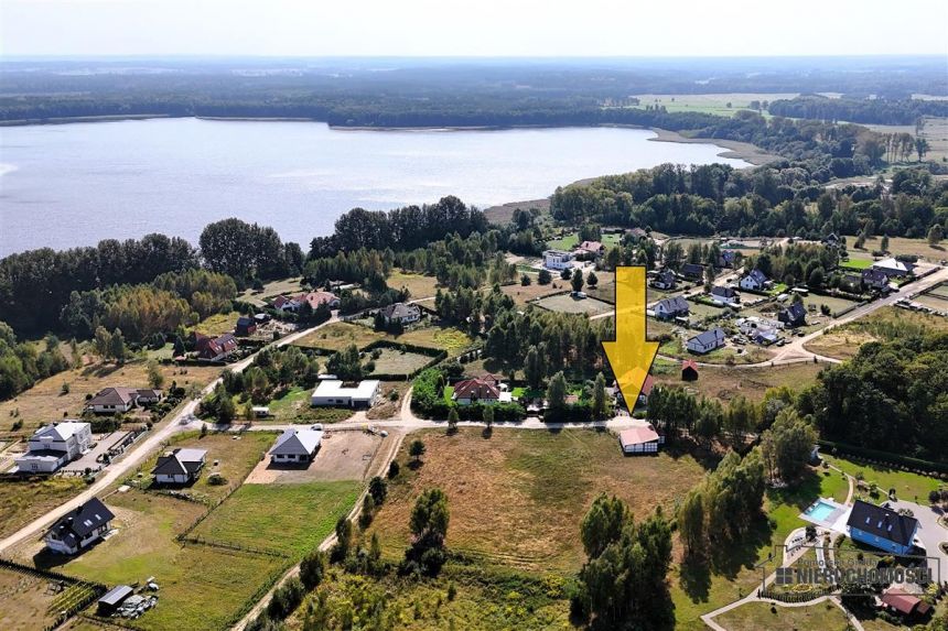 Zabudowana działka blisko jeziora i plaży. miniaturka 5