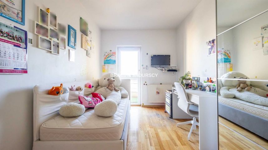 Nowoczesny salon 40m2/2balkony/garaz/piwnica miniaturka 13
