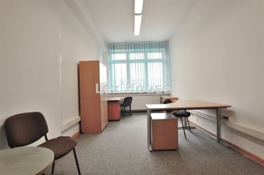 Wynajmę powierzchnię biurową od 10m2 do 3000m2.