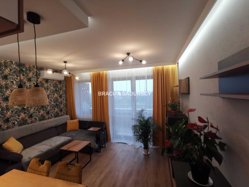 Nowoczesne 2 pokoje z klimatyzacją i balkonem miniaturka 3