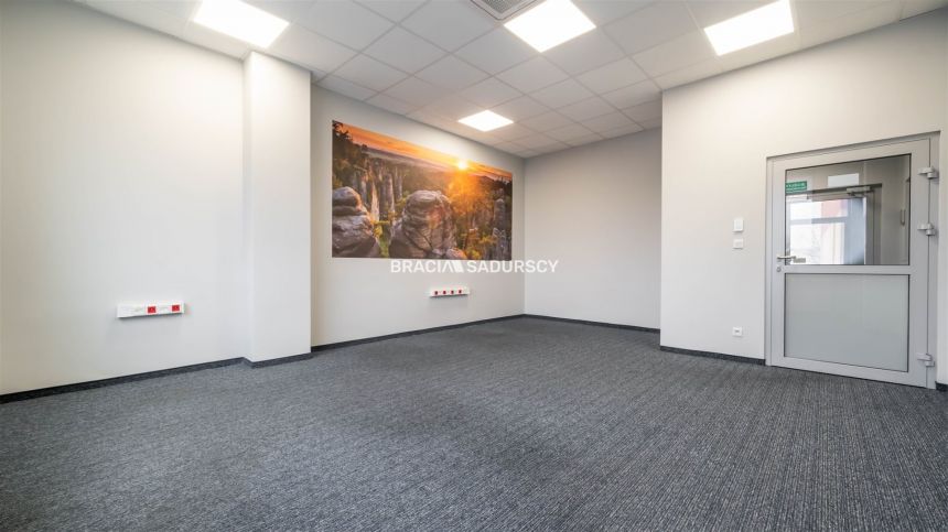 Powierzchnia biurowa z parkingiem  - 400m2 miniaturka 7