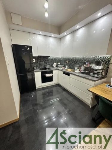 Warszawa Praga-Południe, 852 000 zł, 40 m2, w bloku