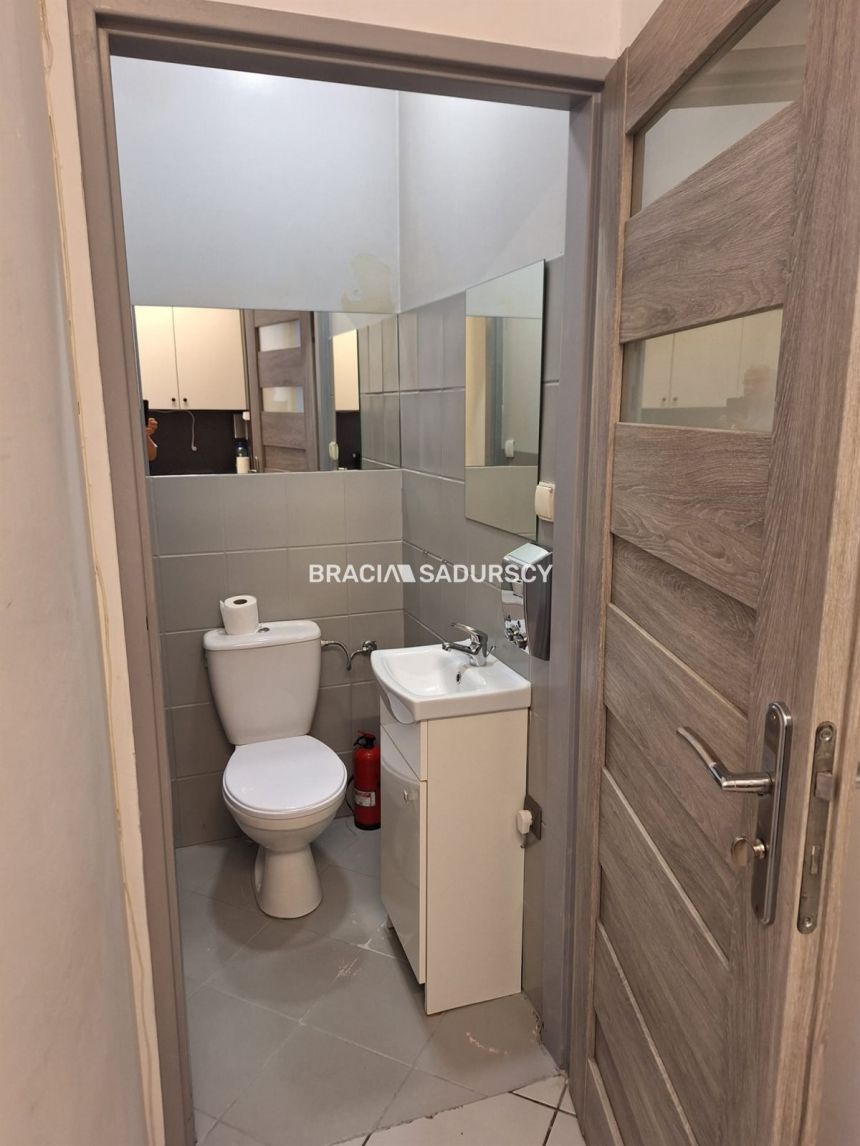 lokal, 40m2, ul. Limanowskiego, super lokalizacja miniaturka 6