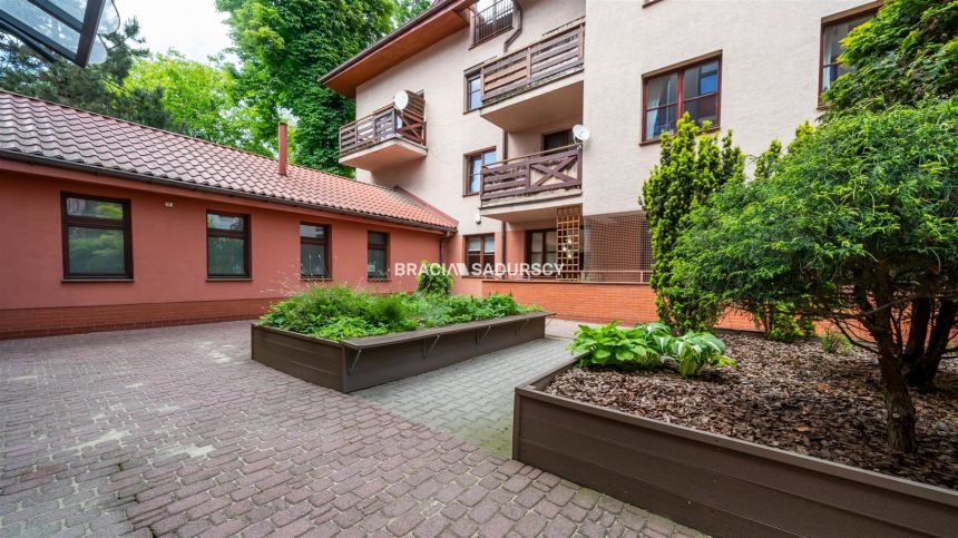 Wola Justowska apartament z miejscem postojowym miniaturka 25