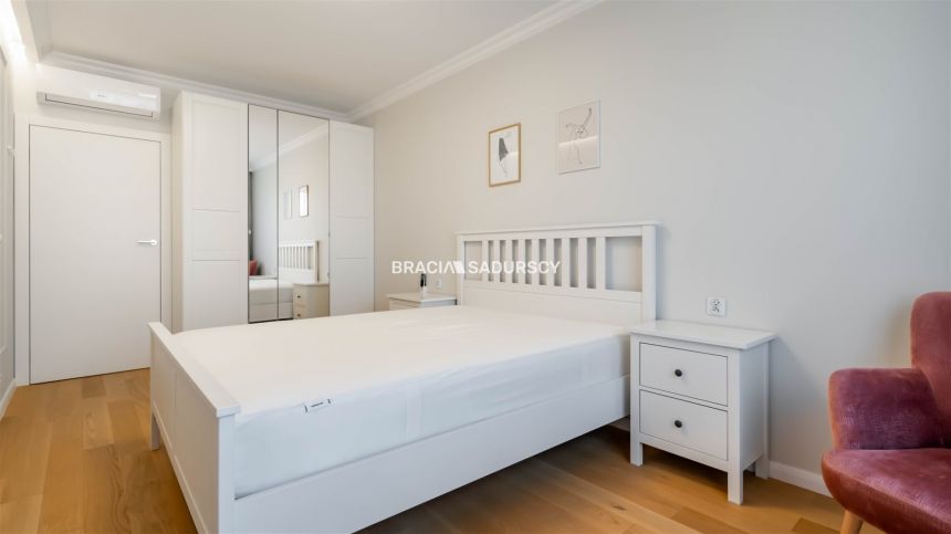 Eleganckie 2 sypialnie, garaż na Woli Justowskiej miniaturka 22