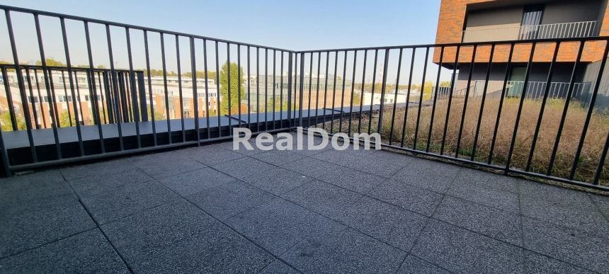 Apartament z balkonem i 2x tarasami na Zabłociu miniaturka 4