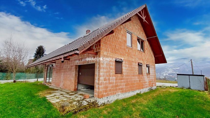 Beskid Żywiecki - dom jednorodzinny w Hucisku. - zdjęcie 1