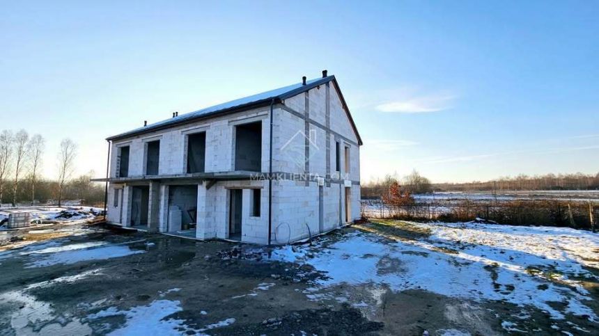 Bliźniak 160 m2, garaż, działka 5 ar miniaturka 7