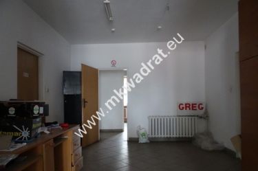 Lokal usługowy w Milanówku, z dobrą lokalizacją.